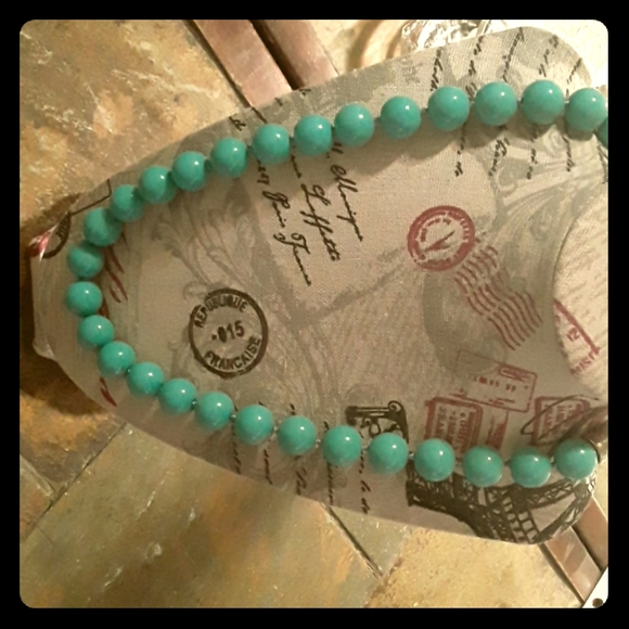 Necklace - Picture 1 of 1